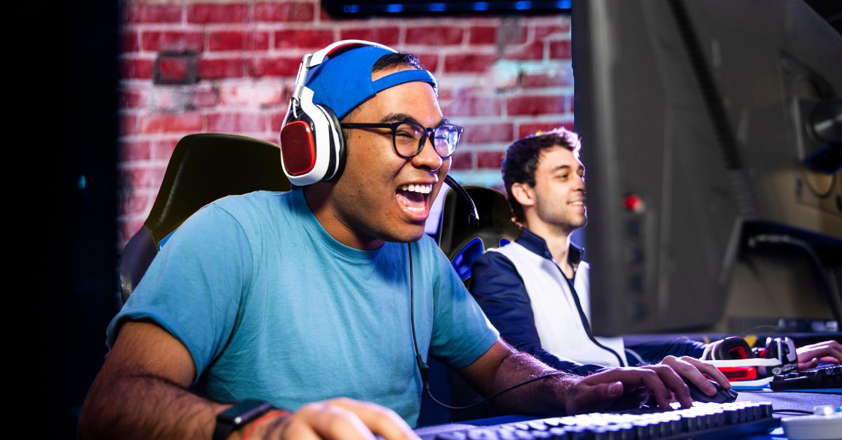 Gamer med gamer briller
